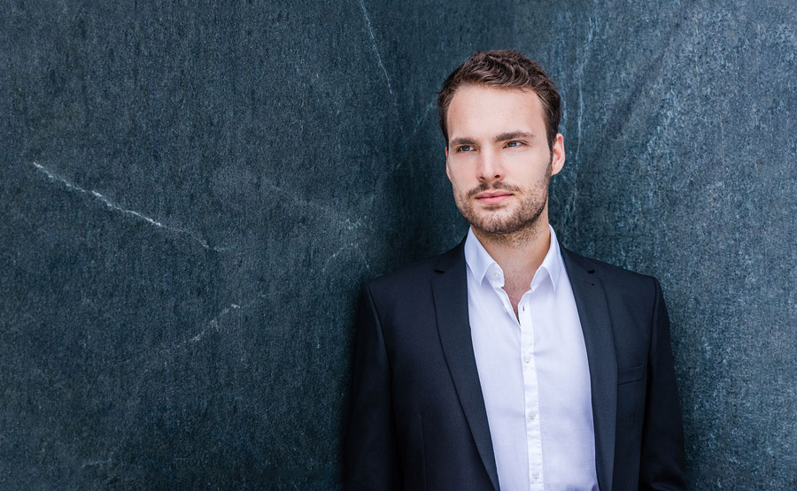 Max Dollinger – Business